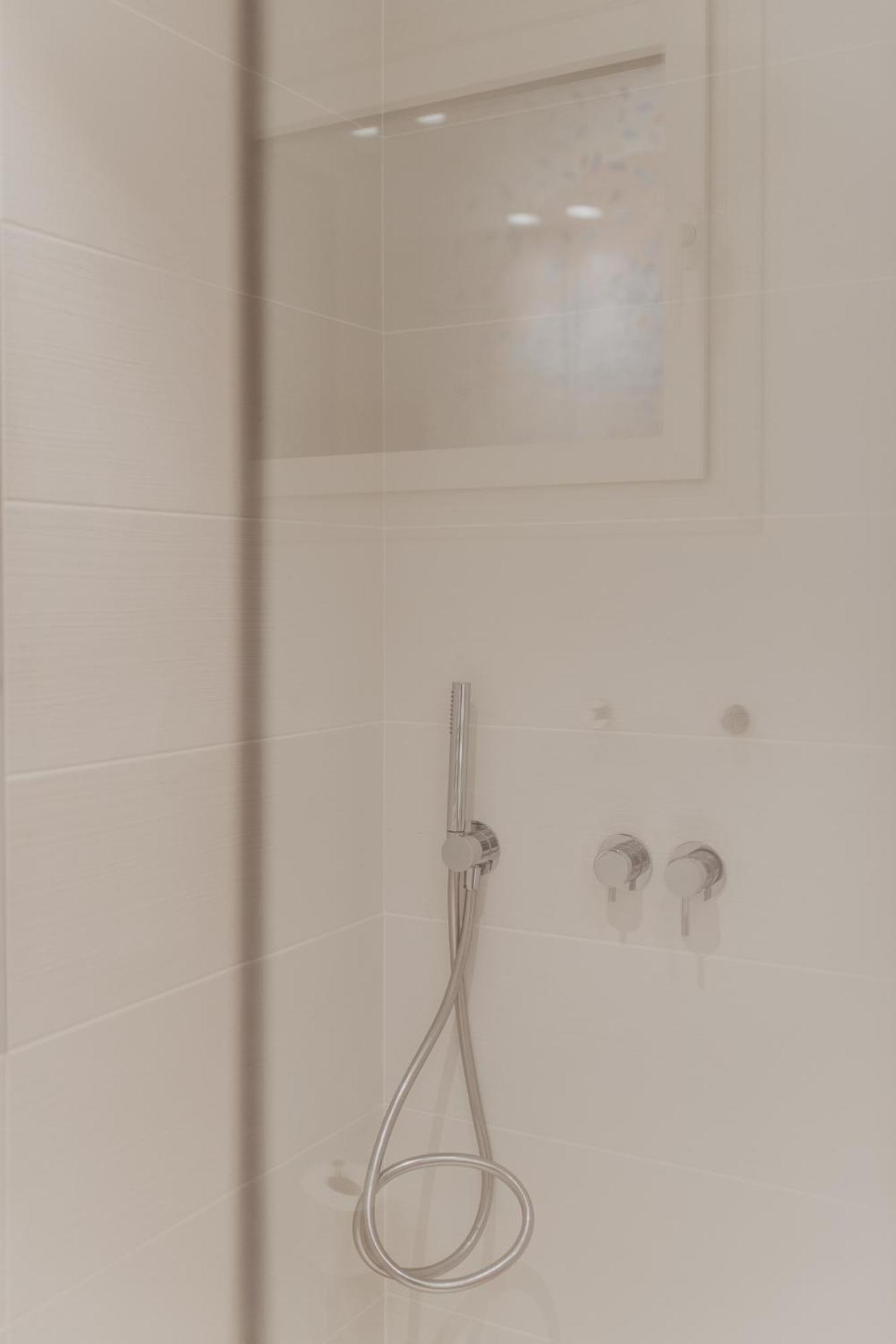 Petit Luxe Volta Apartaments Terrassa Esterno foto